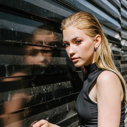 Шлюха Илона 11839