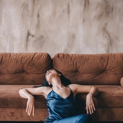 Шлюха Женя 12259