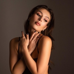 Шлюха Жанна 12297