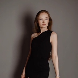 Шлюха Валя 12255