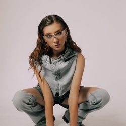 Шлюха Валя 12137